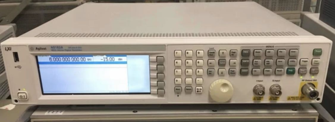 622964d0de75b.jpg 信號源N5182A.jpg