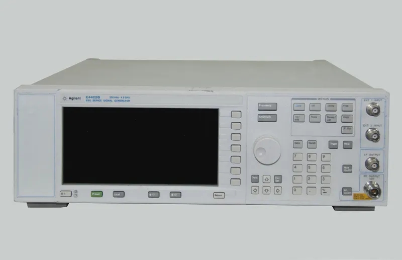 6233db0a14ba3.jpg E4422B 信號發(fā)生器.jpg