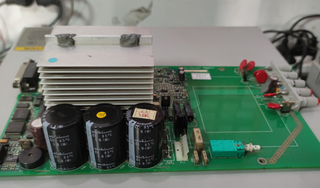 6369afaea93e7.jpg 維修電源E3632A 6.jpg