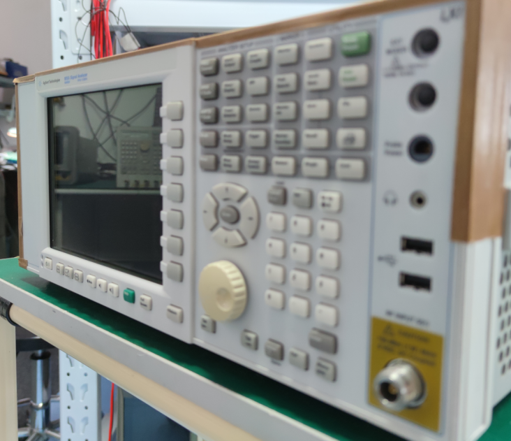 63bb6ed6afc55.png 頻譜N9020A 6.png