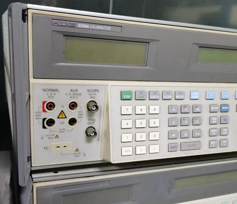 63c755aaee2d4.png 校準(zhǔn)儀FLUKE5500A 6.png