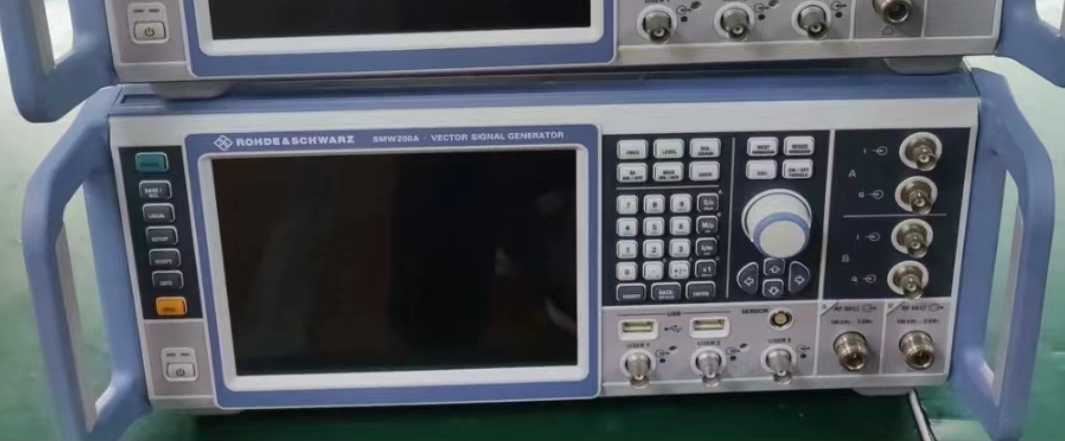 64dd6ffc52805.png 信號源SMW200A 2.png