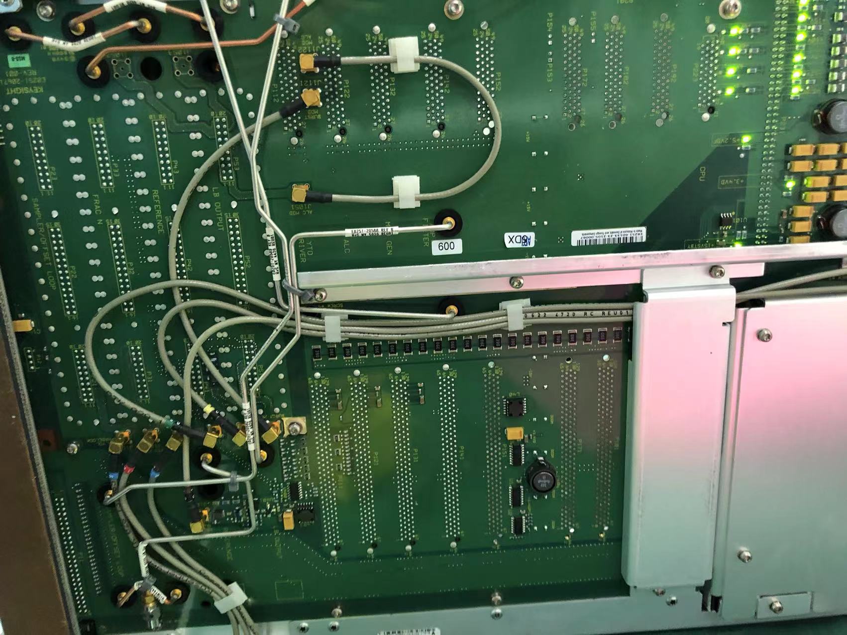 65dd74755031b.jpg 維修信號發生器E8257D 4.jpg